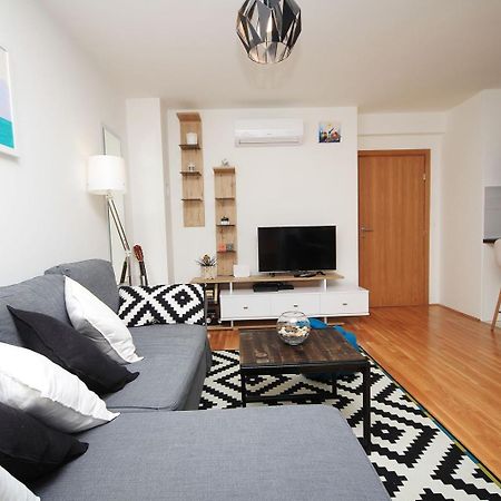 Apartman Ela Makarska Exteriör bild
